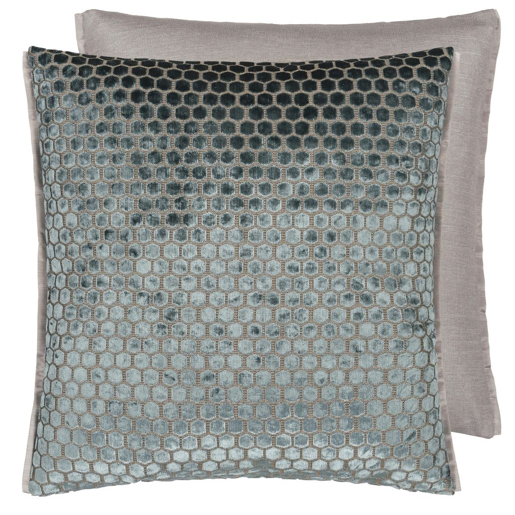 Jabot Moonstone Cushion