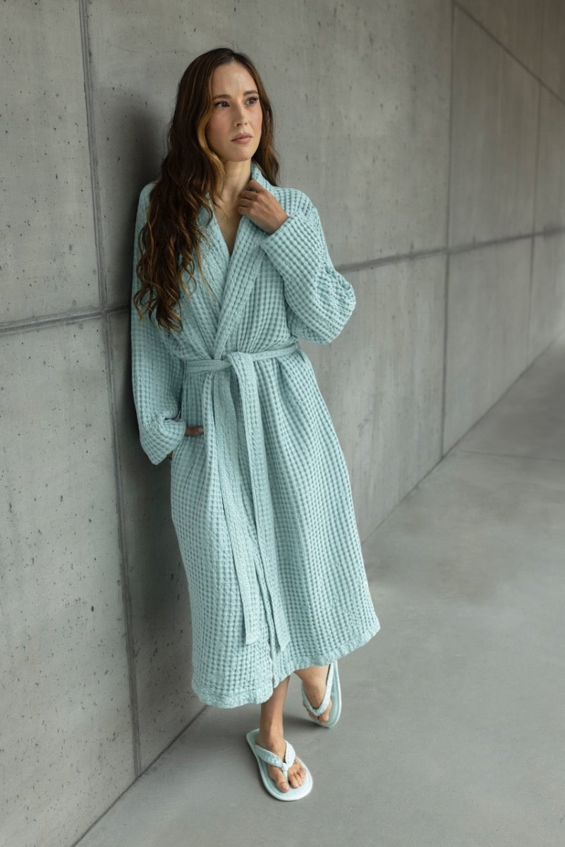 Pousada Waffle Robe - Abyss Bath Robe in Pousada lightweight Cotton - Lifestyle 2