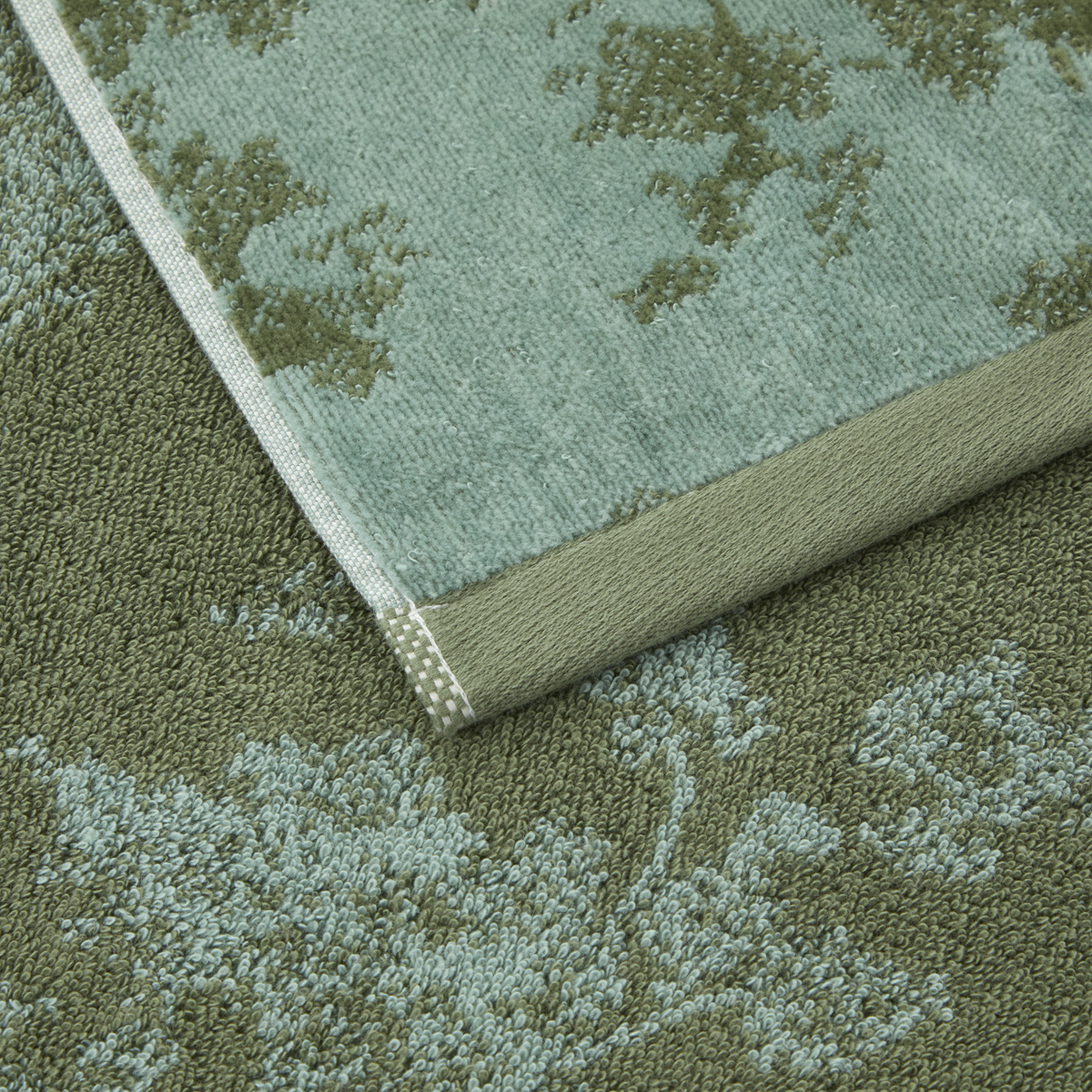 Muses Towels by Yves Delorme | Organic Cotton Bath Collection at Fig Linens and Home - Detail