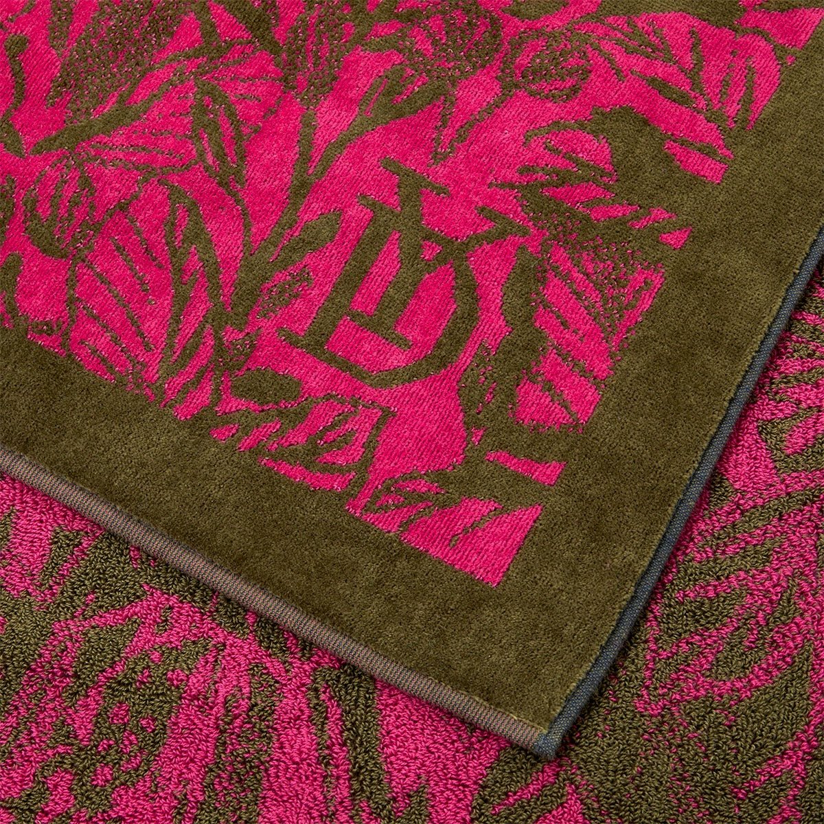 Beach Towel - Sao Fuchsia Yves Delorme Organic Cotton Pool or Beach Towel 4