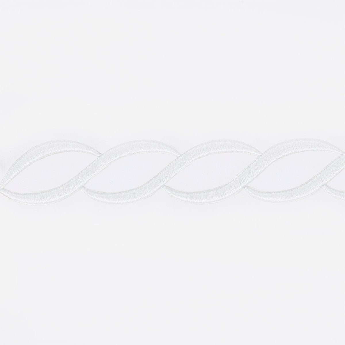 Matouk Classic Chain Ceylon Bedding - White Swatch - Fig Linens and Home