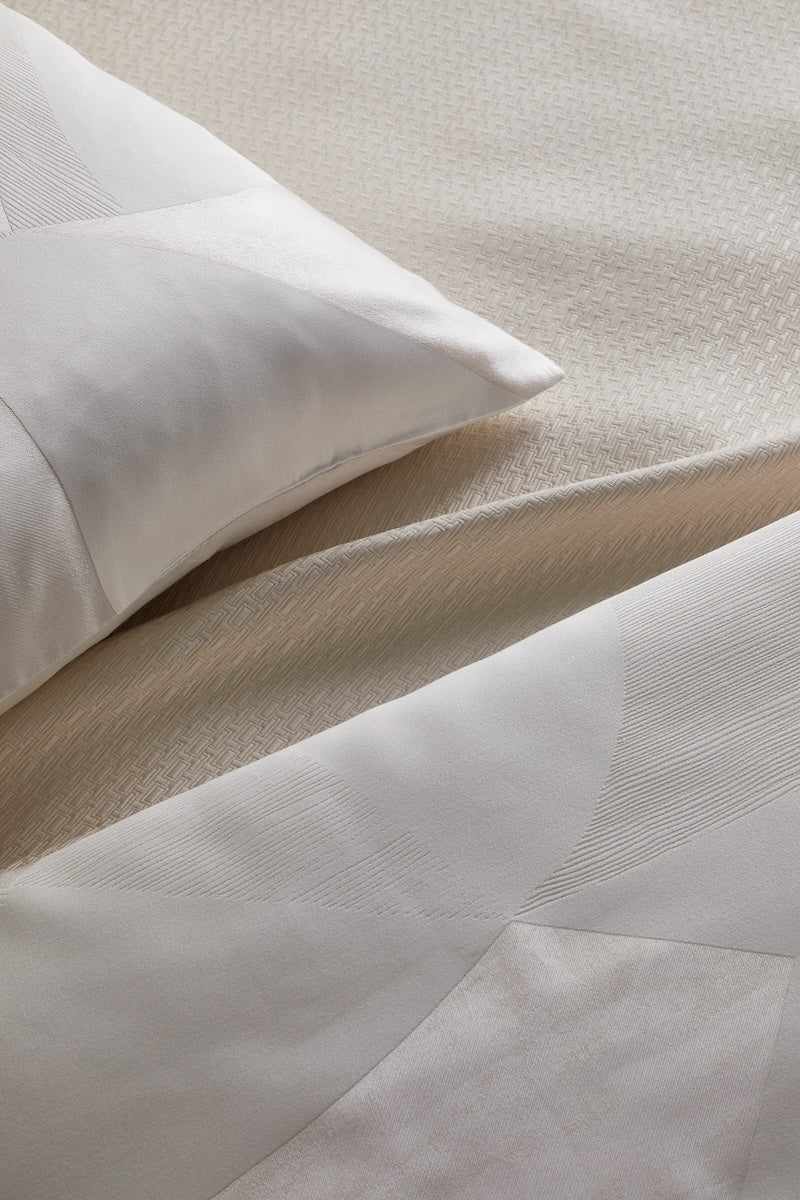 Ann Gish - Close up view - Clio Pearl Bedding
