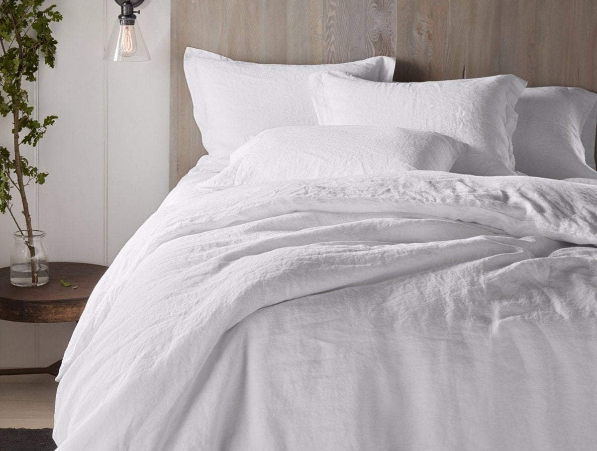 Fig Linens - Coyuchi Organic Linen Chambray Bedding - Alpine White Bedding