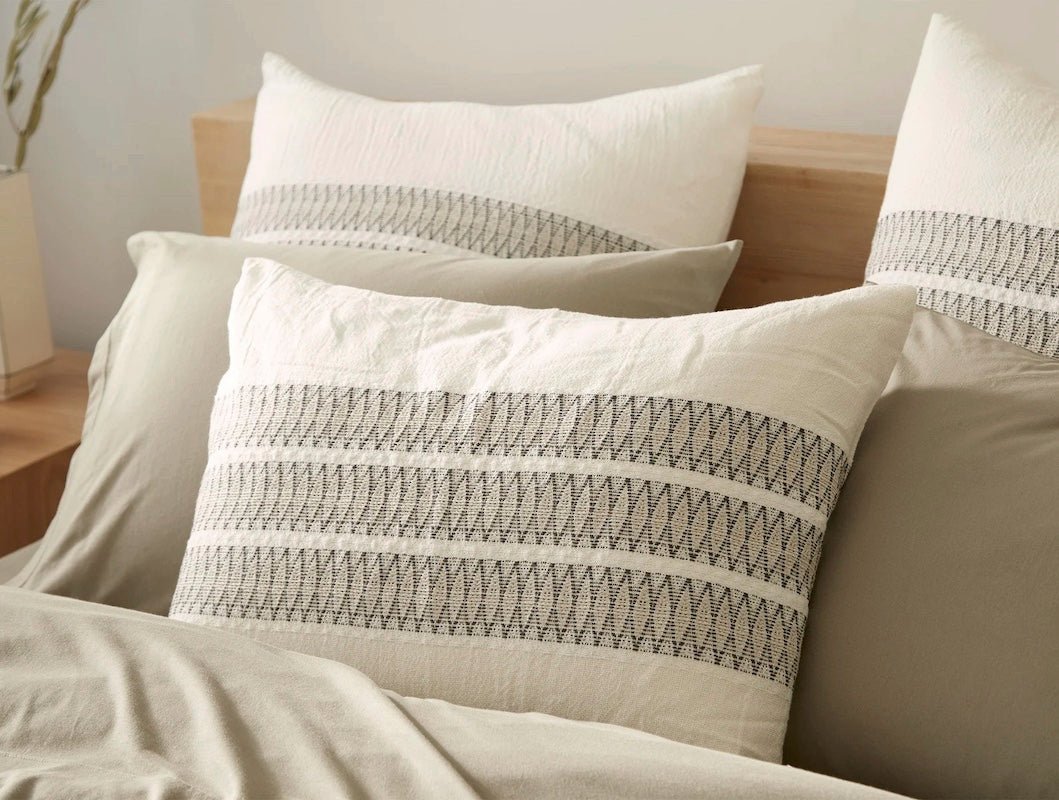 Coyuchi Organic Bedding - Lost Coast Pillow Shams - Soft white and graphite