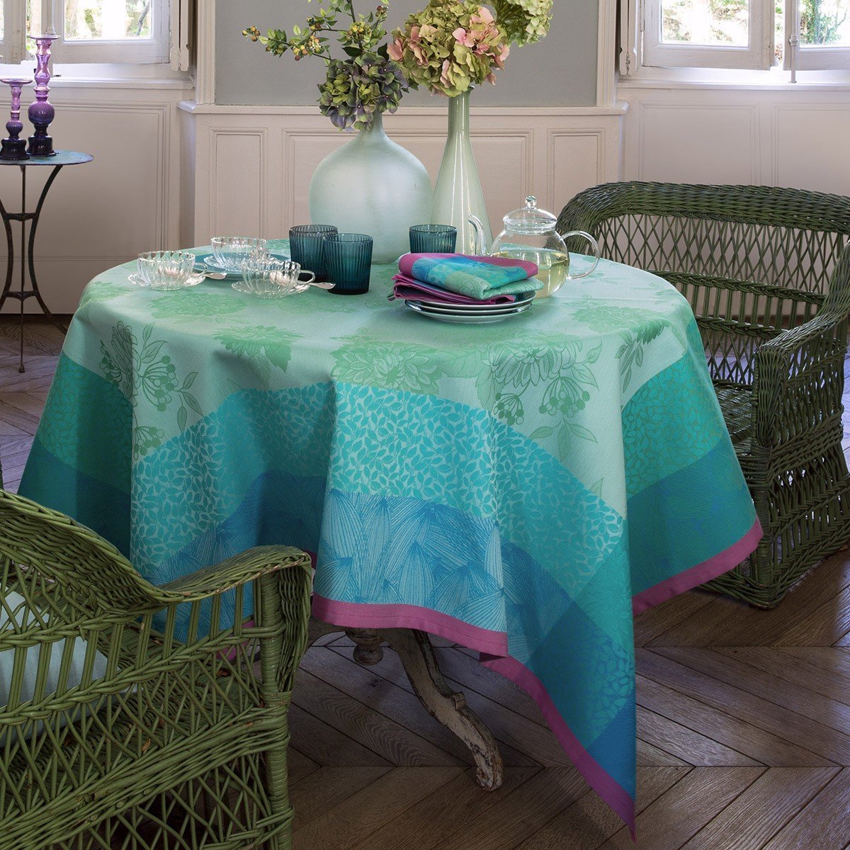 Le Jacquard Français Table Linen Parfums De Bagatelle Fig Linens Turquoise Tablecloth