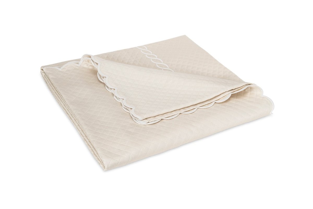 Matouk Classic Chain Scallop Matelasse coverlet Ivory and White | Matouk at Fig Linens and Home