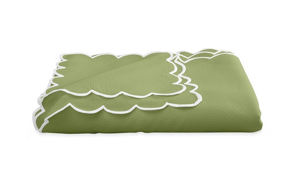 Savannah Gardens Oblong Spring Green Tablecloth | Matouk at Fig Linens