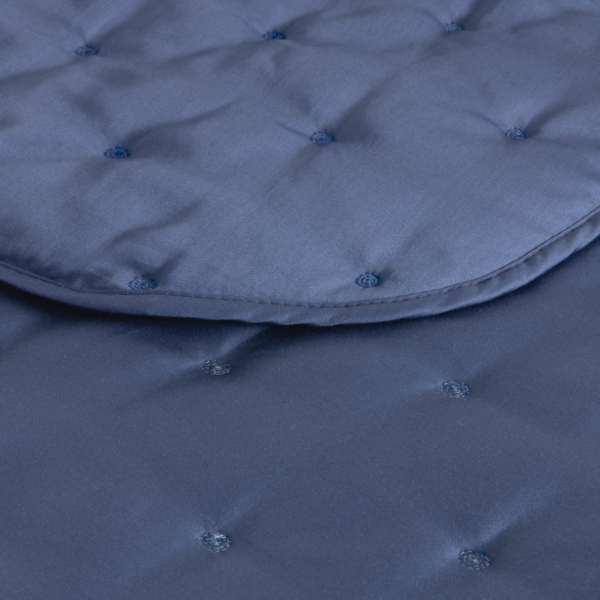 Triomphe Outremer Counterpane Bed Runner by Yves Delorme