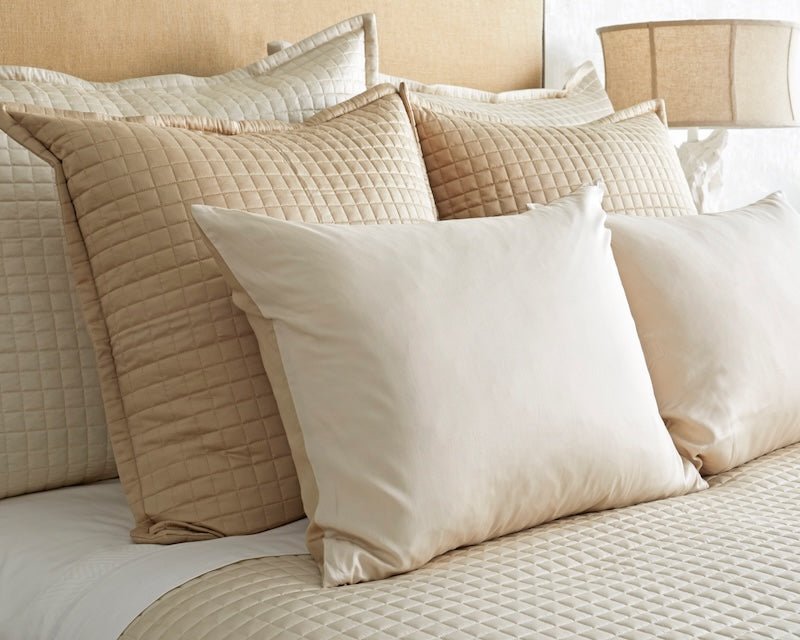 Close Ready-to-bed 2.0 Duvet Pumice/Taupe by Ann Gish at Fig Linens and Home