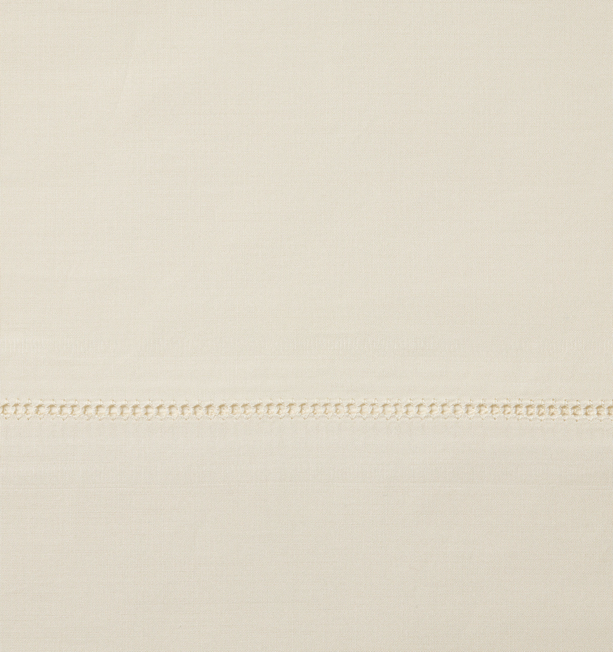 Sferra Spring26 Luxor Flat Sheet Beige Swatch at Fig Linens And Home