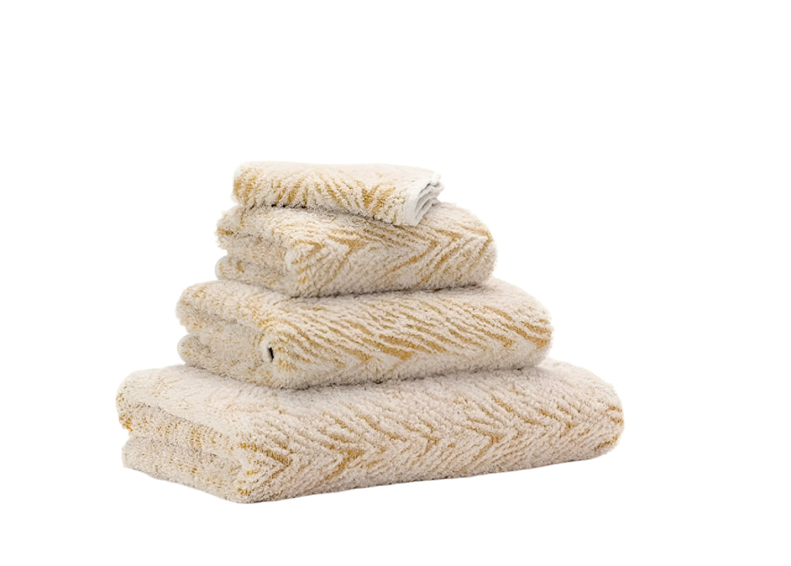 Vasco Bath Towel 28X54 Gold 840 by Abyss