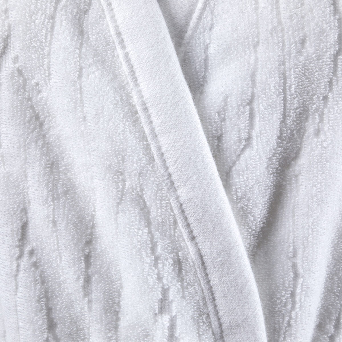 Luciole Organic Cotton Women's Bath Robe in Kimono Style by Yves Delorme Detail View
