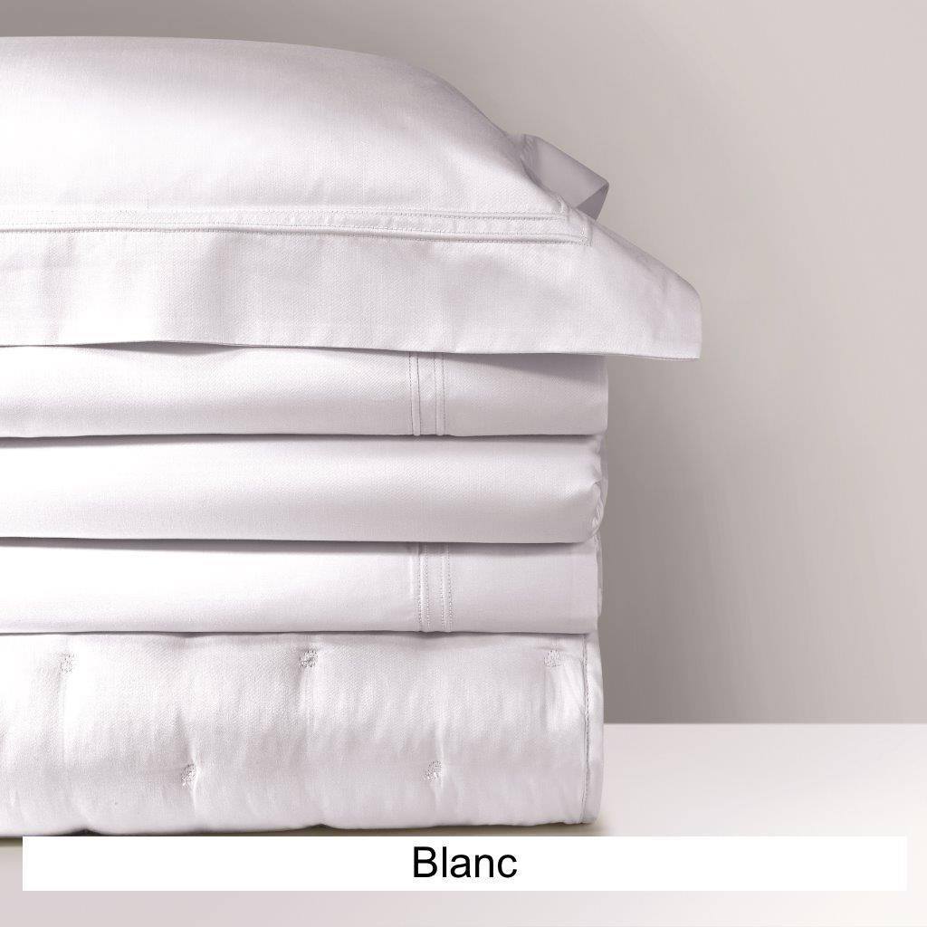Yves Delorme Triomphe Duvets and Shams by Yves Delorme - Standard Sham Blanc at FIG LINENS AND HOME - 3
