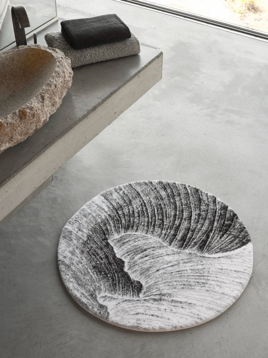 Yoji Silver 900 Bath Rug by Abyss Habidecor Bath Rug 35" Diameter Silver 900 at FIG LINENS AND HOME 4