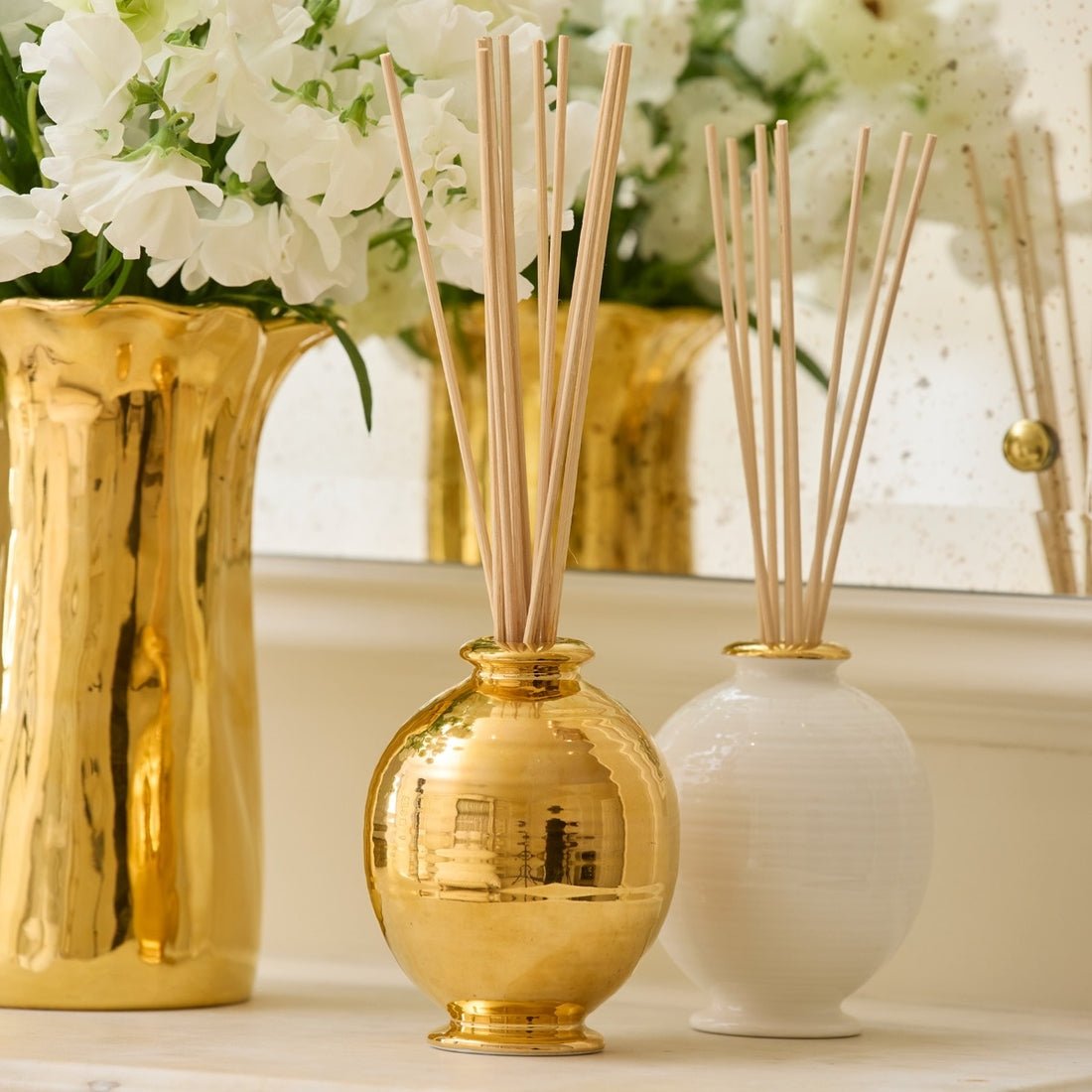 Siena L'Ansecoy Orange Blossom Diffuser Set in Gold by AERIN 2