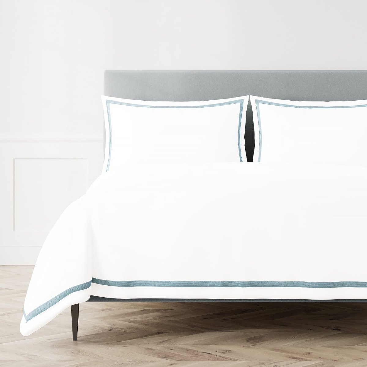 Duvet Cover - Ann Gish Ready-to-Bed 2.0 Cotton & Trim Duvet in White and Blue