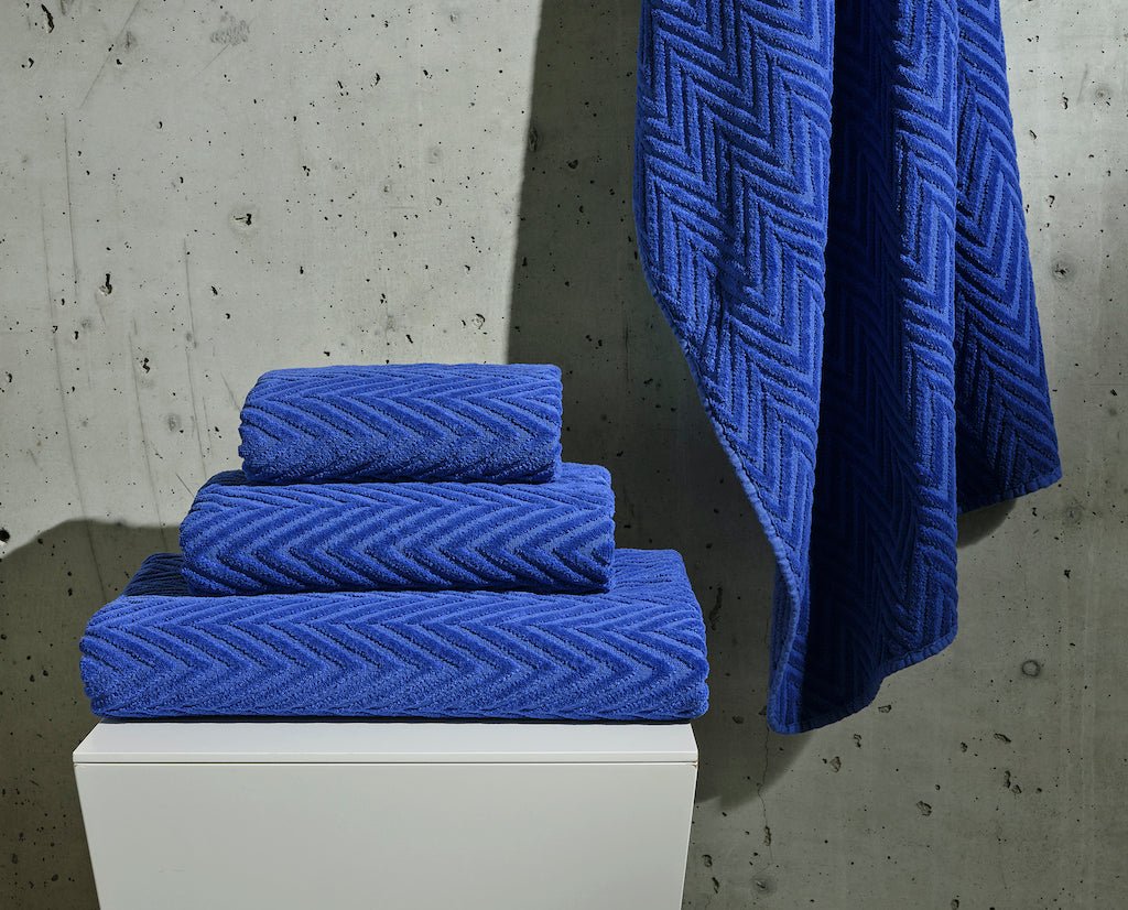 Fig Linens - Montana Bath Towels by Abyss & Habidecor - Indigo - Lifestyle