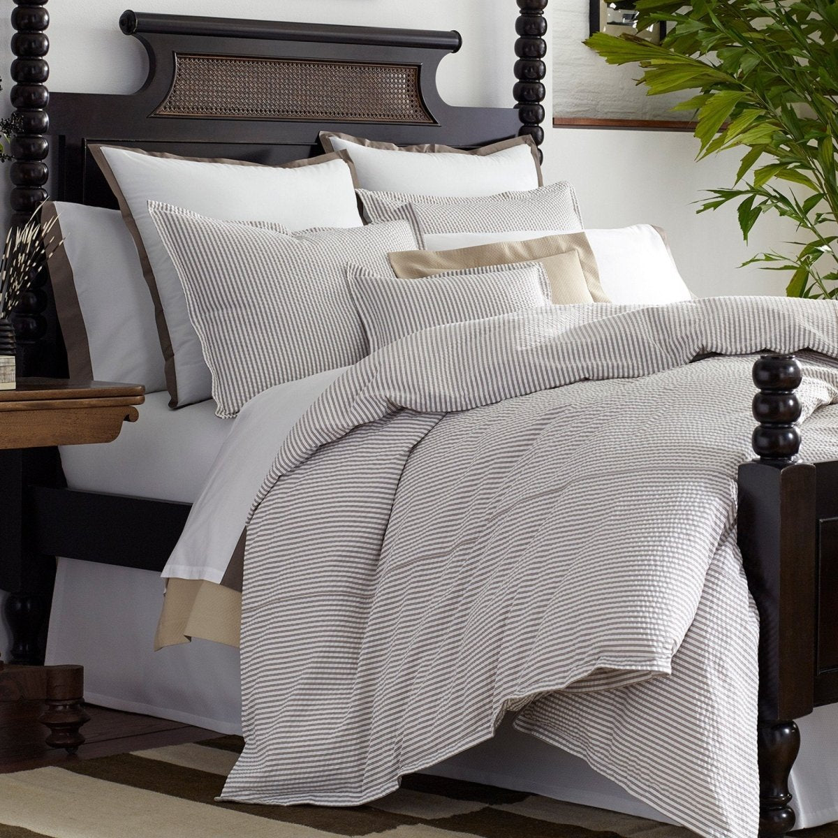 Matteo Bedding by Matouk - Fig Linens and Home Lifestyle View 1