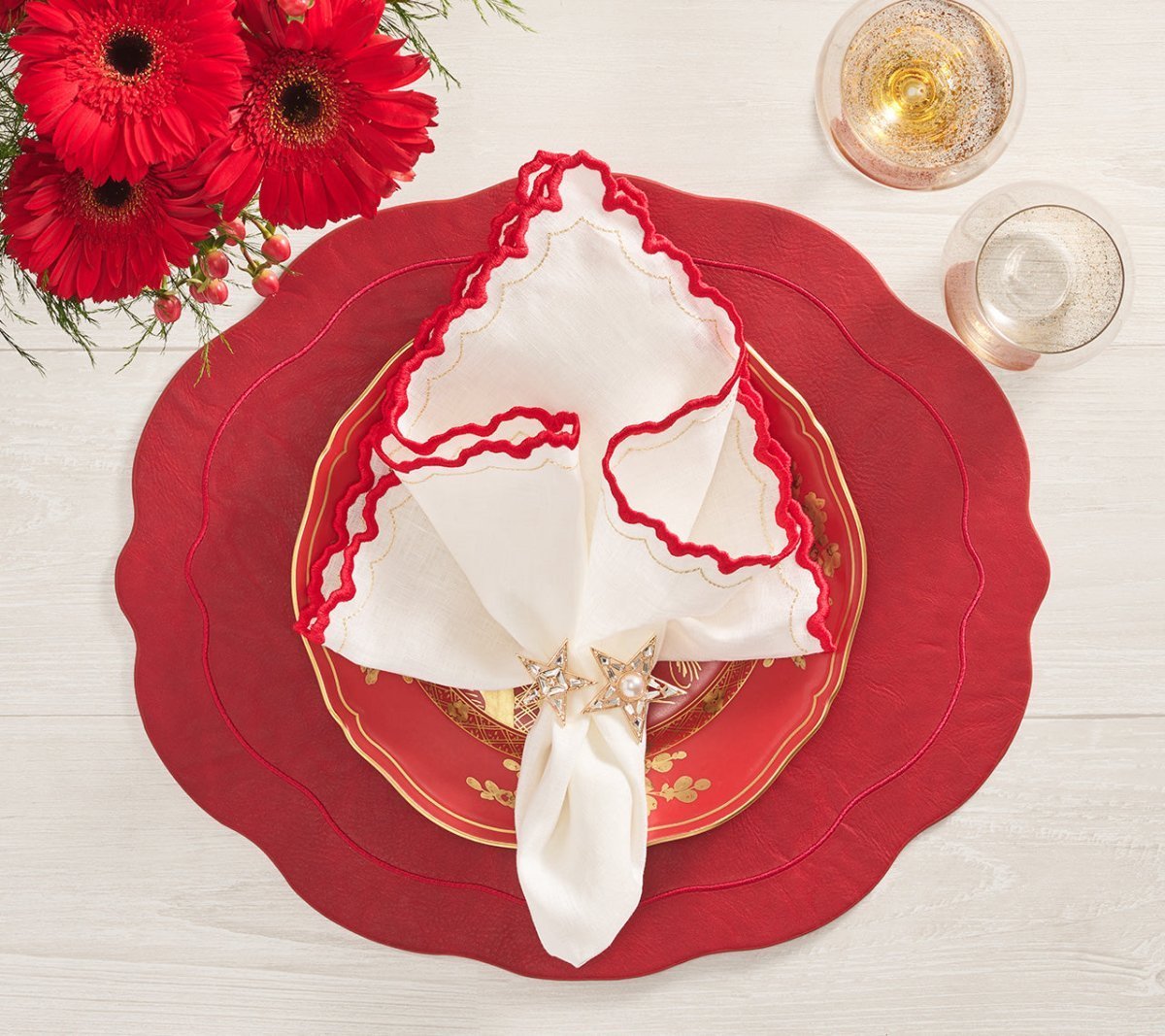 Arches Napkin in White, Red & Gold, Set of 4 Kim Seybert at Fig Linens and Home - LIfestyle 7