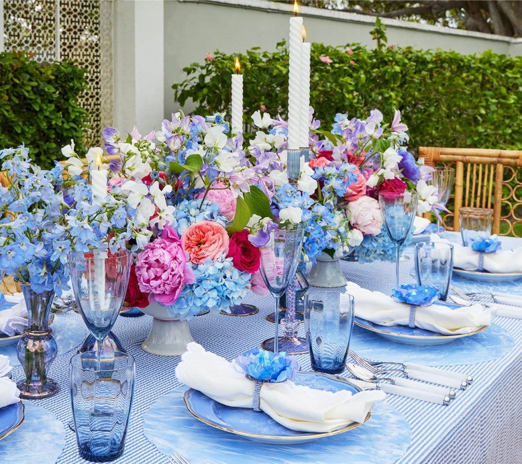Arches Napkin in White by Kim Seybert at Fig Linens and Home - Lifestyle 4
