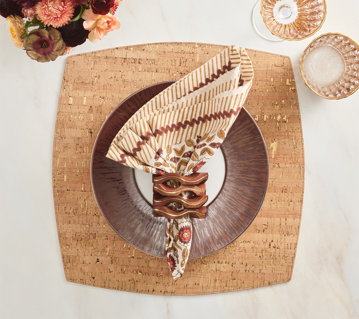 Whistler Placemat in Natural & Gold, Set of 4 Kim Seybert - LIfestyle Table Linens 4