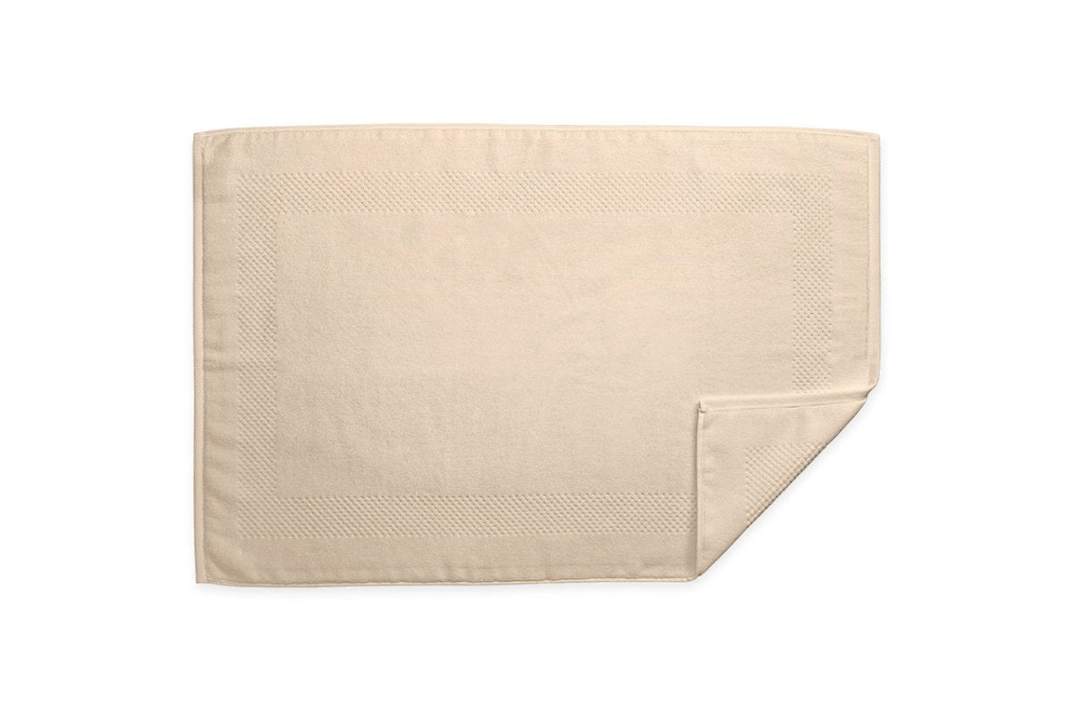 Lotus Dune Tub Mat | Matouk at Fig Linens and Home
