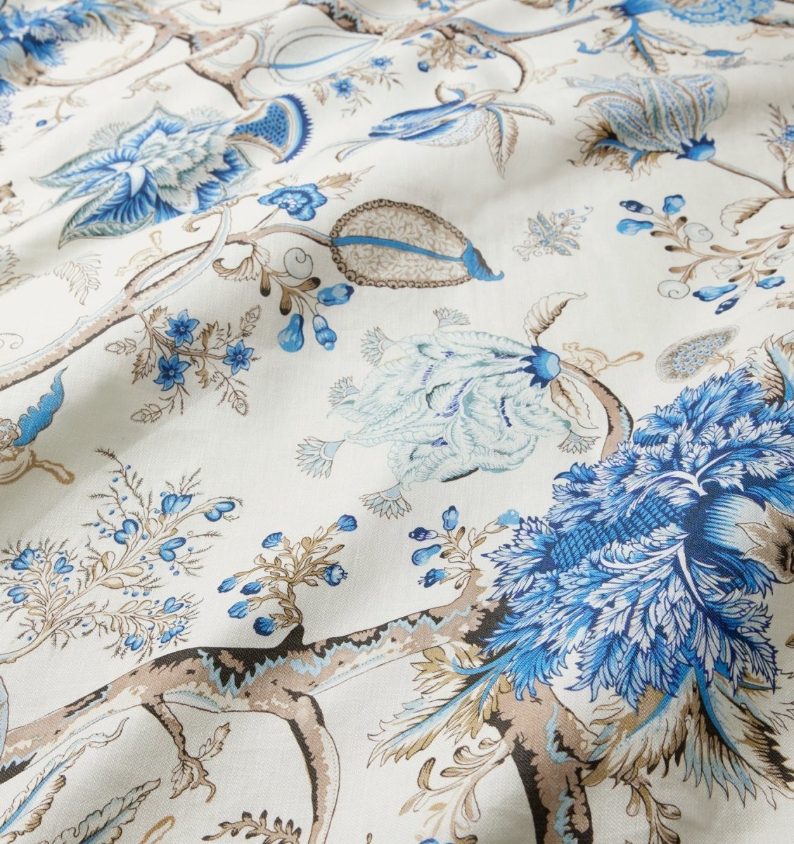 Pondicherry Oblong Tablecloth by Sferra x Scalamandre - Swatch of Fabric - Fig Linens and Home