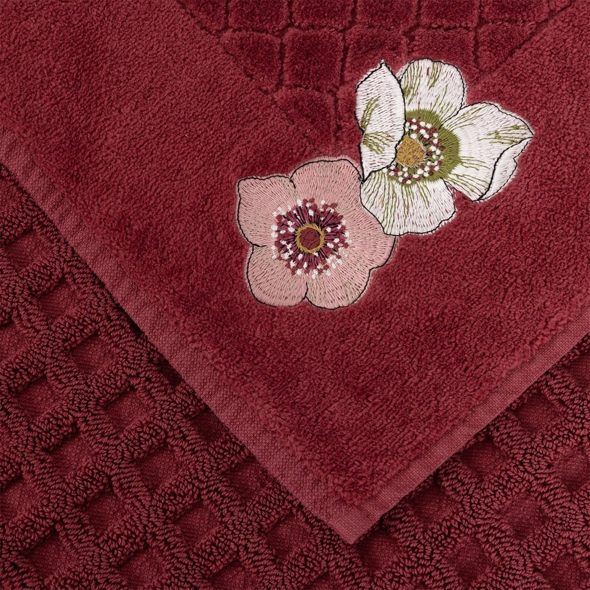 Corolles Bath Mat by Yves Delorme Bath Mat 22 x 35 Corolles at FIG LINENS AND HOME 3