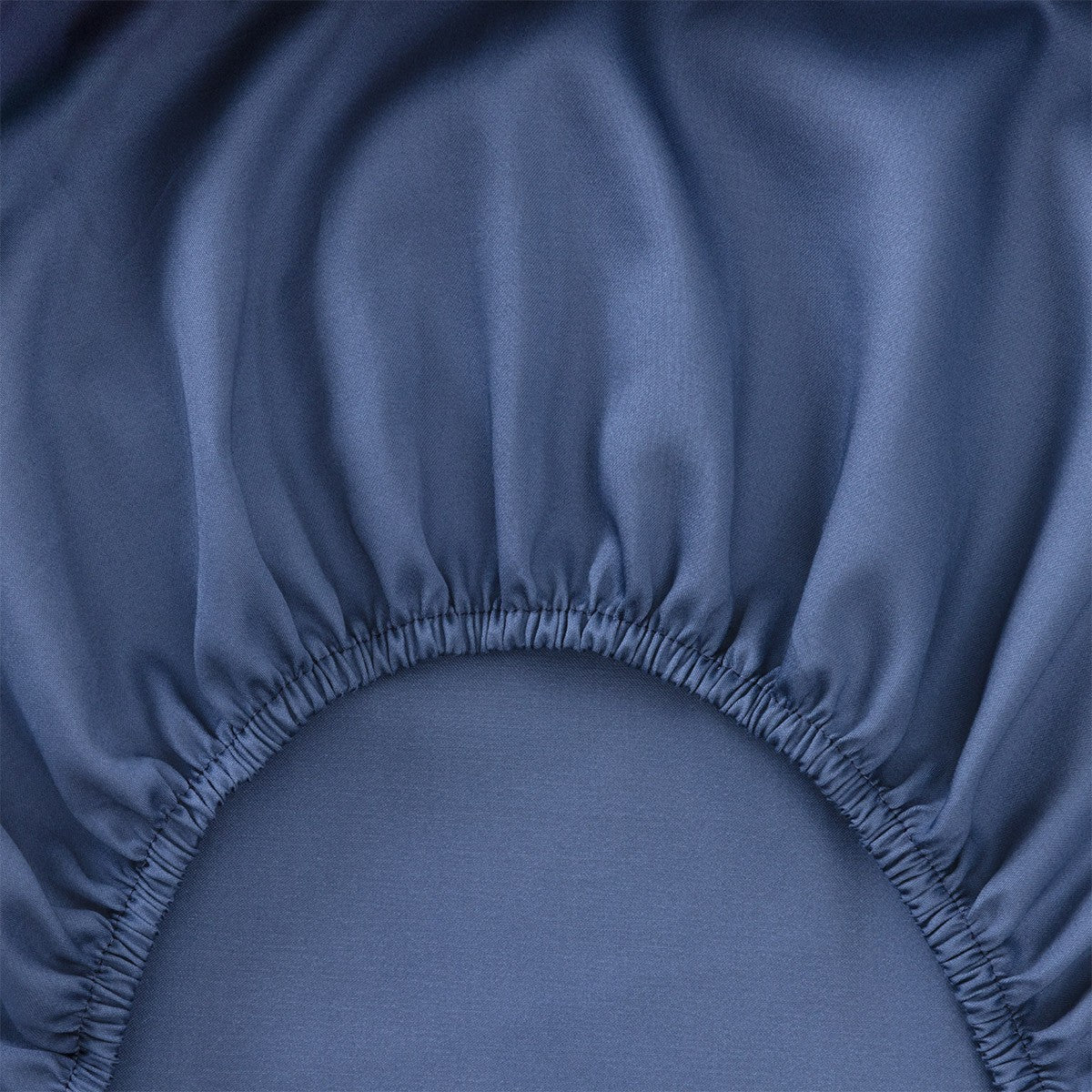 Triomphe Outremer Fitted Sheet by Yves Delorme