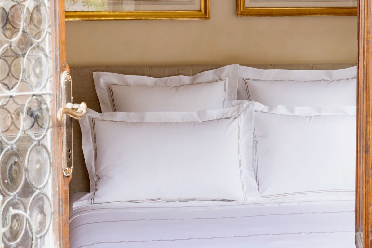 Duo Pierre Bedding by Yves Delorme Duvet Cover Full/Queen 92 x 92 Pierre at FIG LINENS AND HOME 25