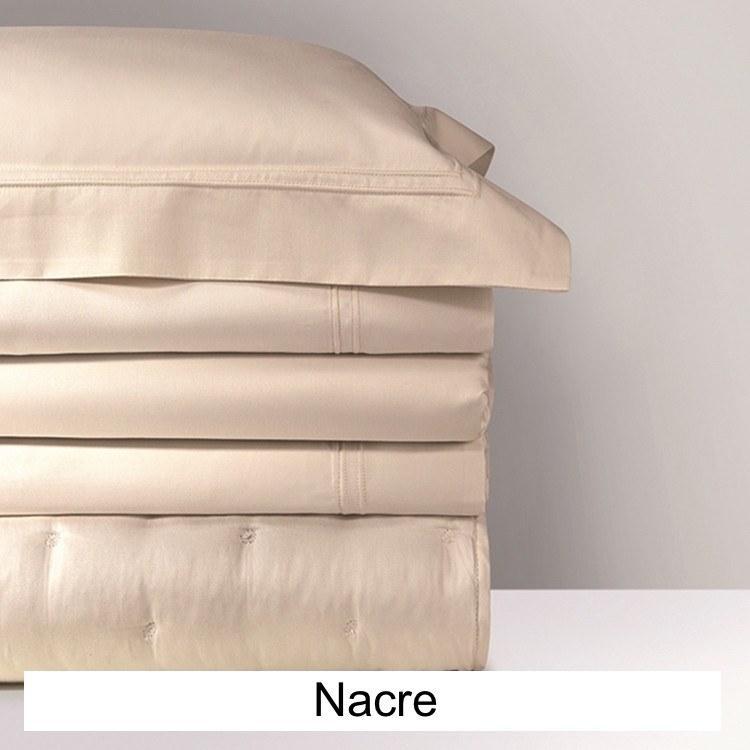 Yves Delorme Triomphe Duvets and Shams by Yves Delorme - Standard Sham Blanc at FIG LINENS AND HOME - 4