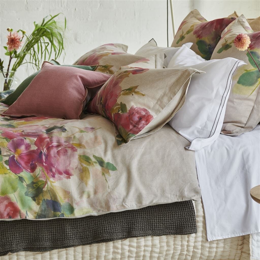 Thelma's Garden Fuchsia Sale Bedding | Designers Guild King Duvet Cover