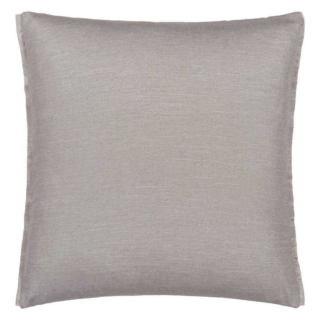 Jabot Oyster Cushion
