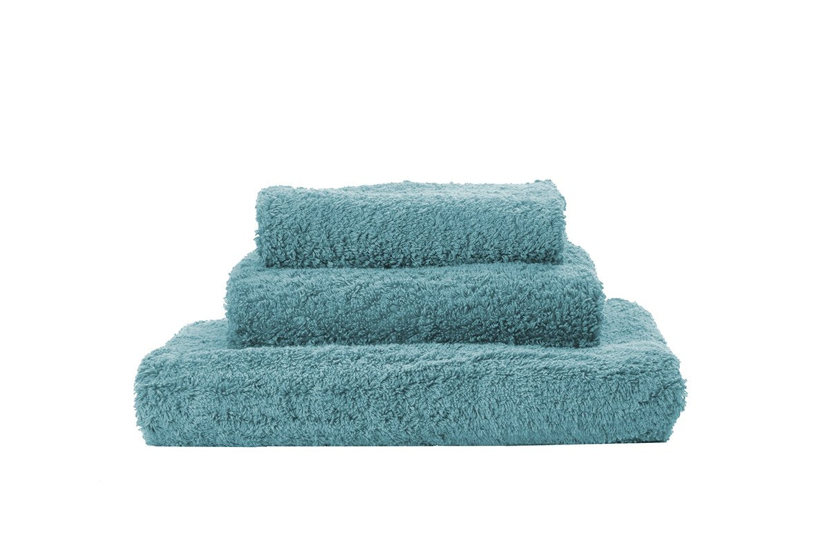 Set of Abyss Super Pile Towels in Dragonfly 325
