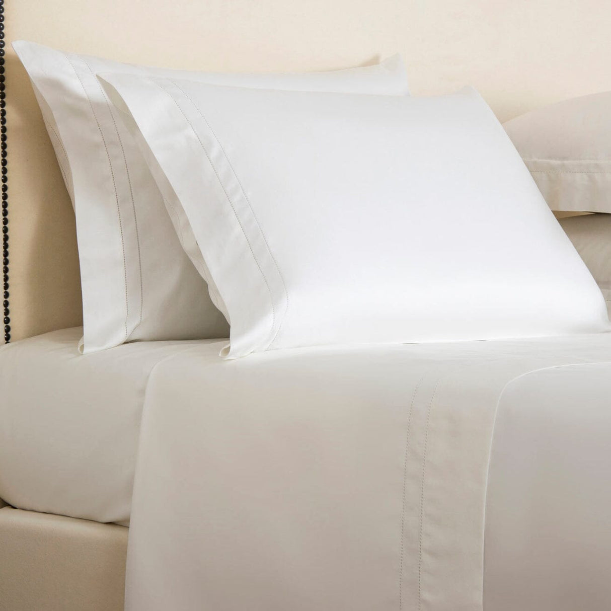 Frette - Luxurious Doppio Ajour Pillowcase in Milk - Frette Fine Linens