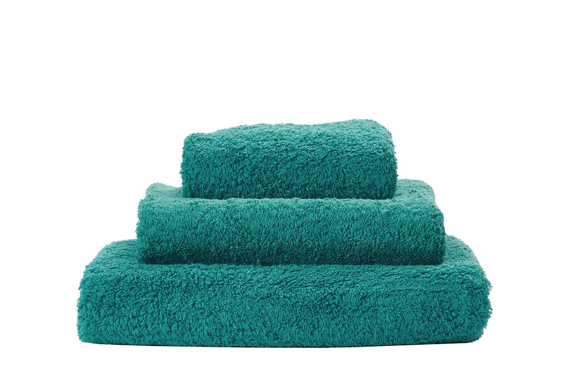 Set of Abyss Super Pile Towels in Peacock 301