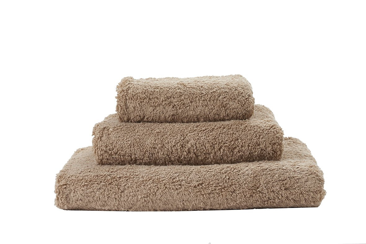 Set of Abyss Super Pile Towels in Taupe 711