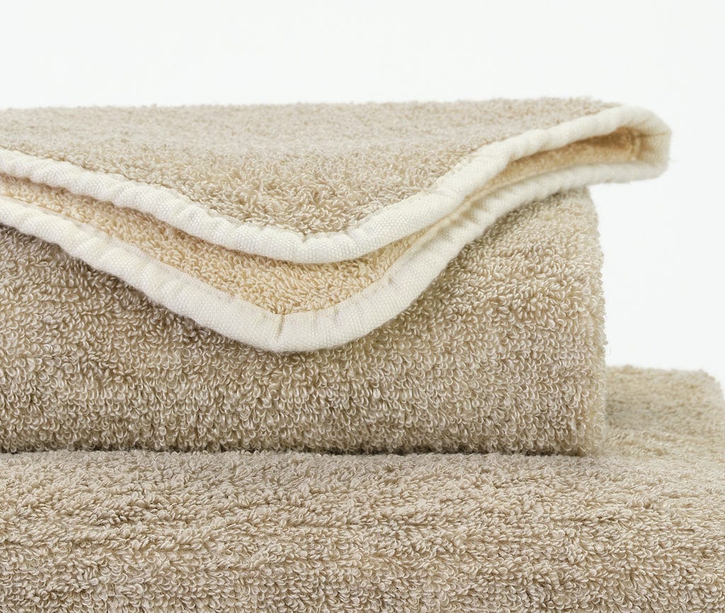 Fig Linens - Lino Bath Towels by Abyss and Habidecor - Closeup