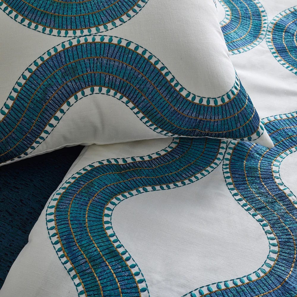 Closeup - Egyptian Collar Throw | The Met x Ann Gish | Fig Linens