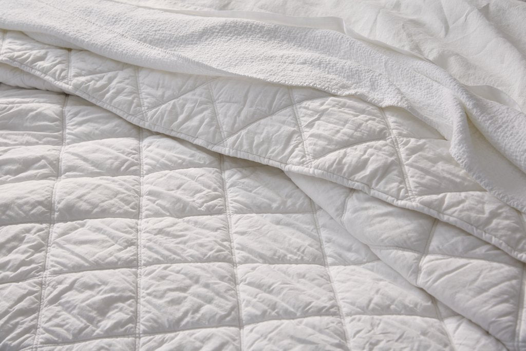 Fig Linens - White Diamond Stitched Organic Cotton Comforter with Diamond Stitching by Coyuchi