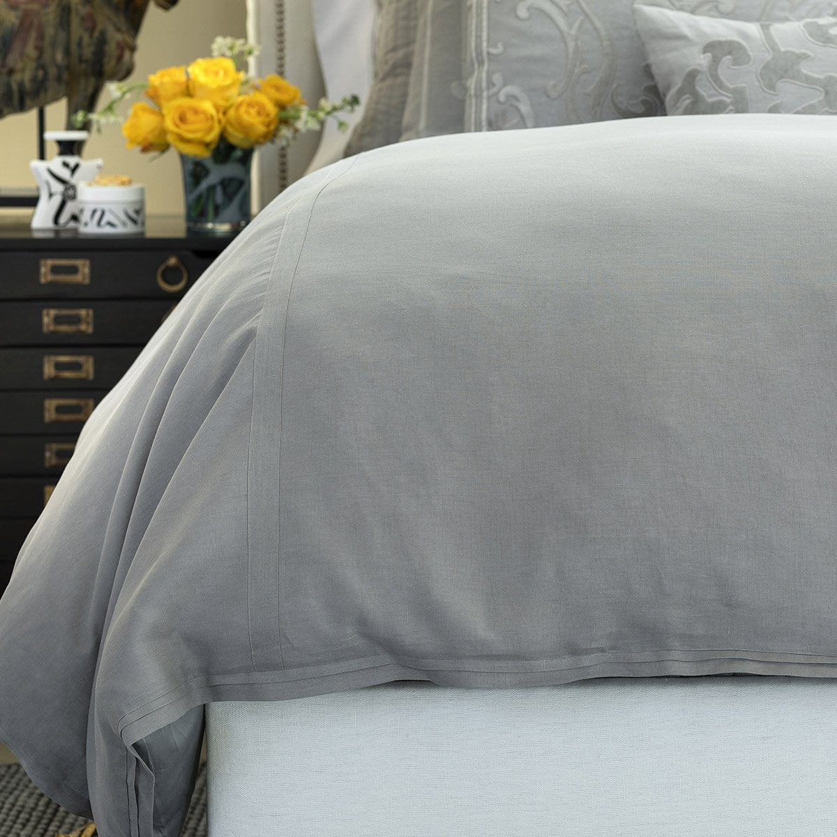 Fig Linens - Lili Alessandra Bedding Bloom Light Grey Duvet