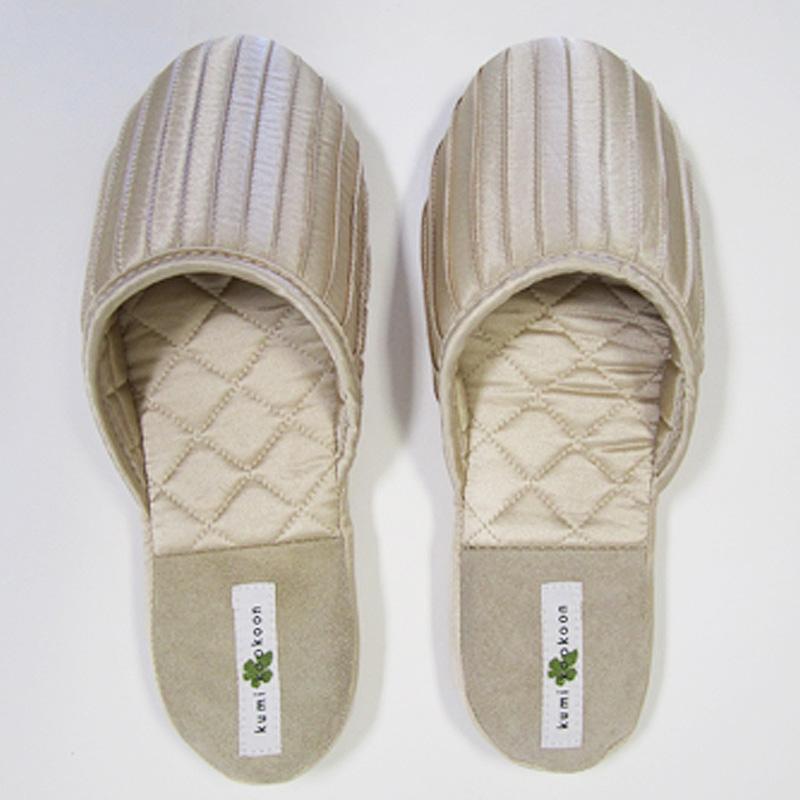 Kumi Kookoon French Pleat Silk Slippers | Fig Linens ivory