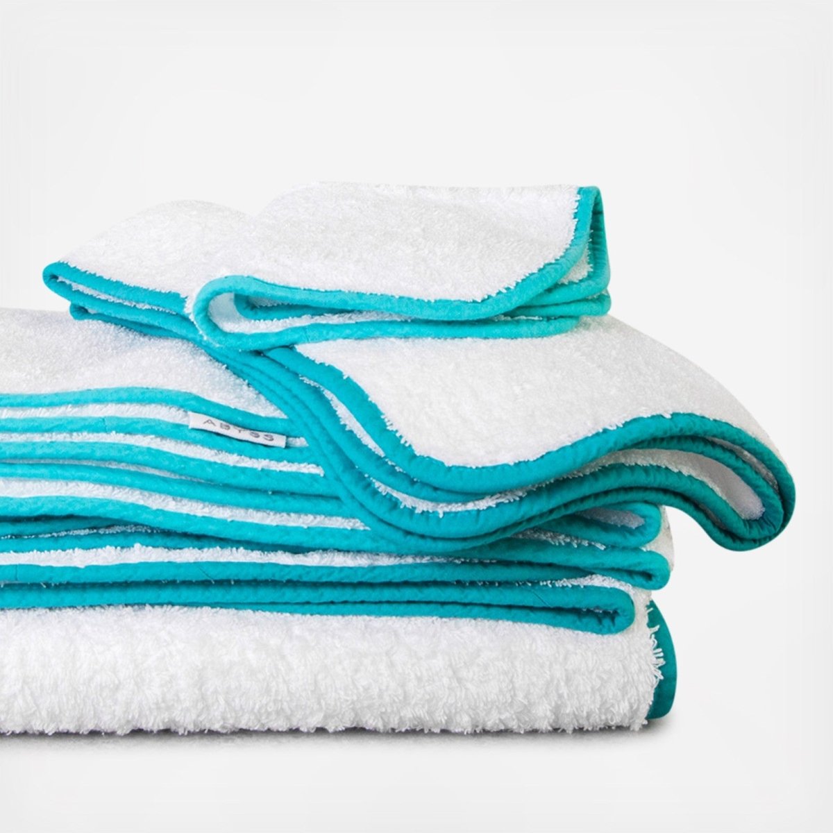 Bath Sheets at Fig Linens - What is the difference between a Bath Sheet and a Bath Towel?