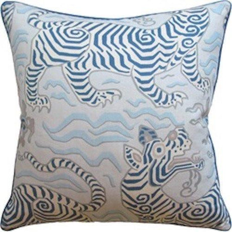 Pillows & Throws