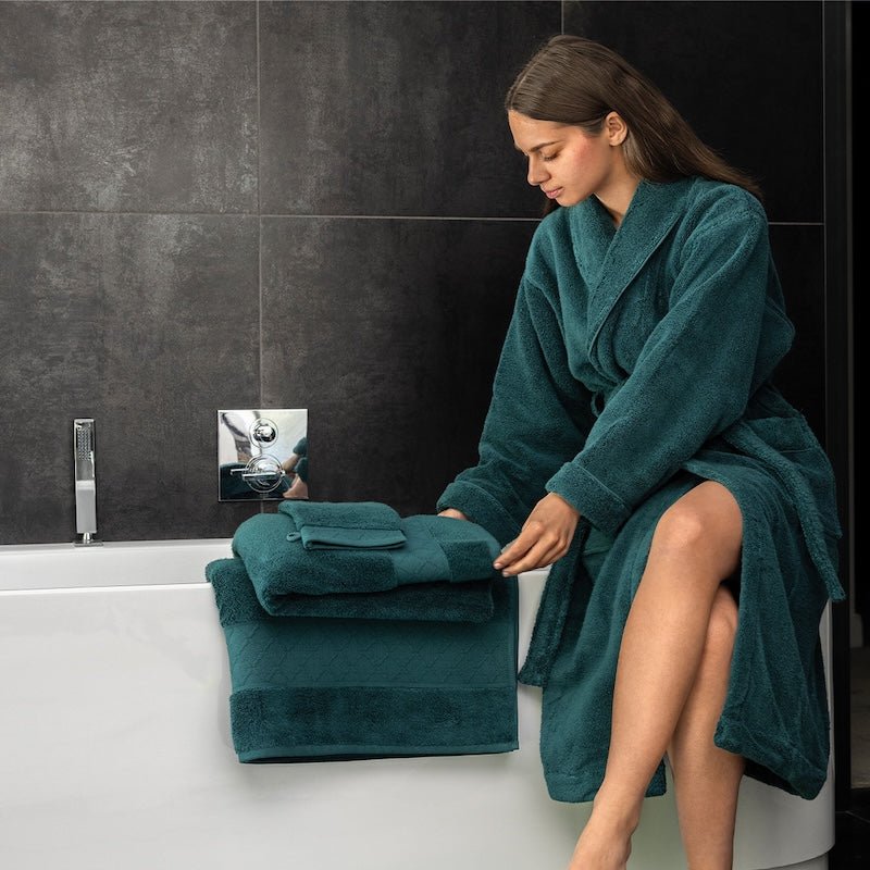 Le Jacquard Français Caresse Towels, Bath Sheets, Tub Mats and Robes at Fig Linens and Home