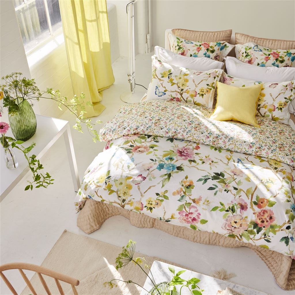 Ambesonne Flowers Fitted Sheet ＆ Pillow Sham Set, Bridal Bouquets Pattern with Roses and Freesia Romantic Victorian Composition, Decorative P並行輸入 Ambesonne Paisley Fitted Sheet \u0026 Pillow Sham Set, Blue and Purple Flowers  Leaves Floral Pattern Bohemian Style Country Print, Decorative Printed 3