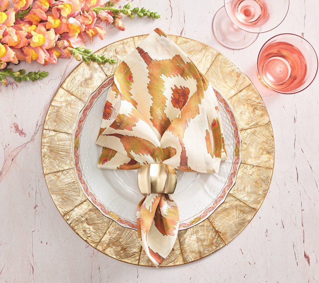 Round Capiz Champagne Placemat Detail 5 | Kim Seybert at Fig Linens and Home