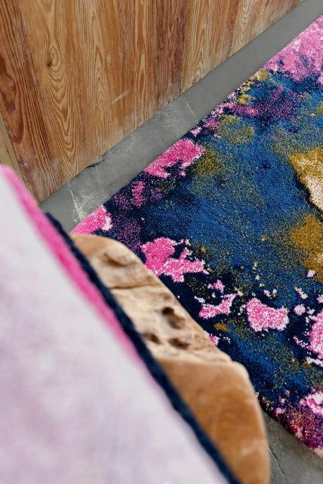 Baccara Happy Pink 570 Bath Rug by Abyss Habidecor | Limited Edition Detail Photo