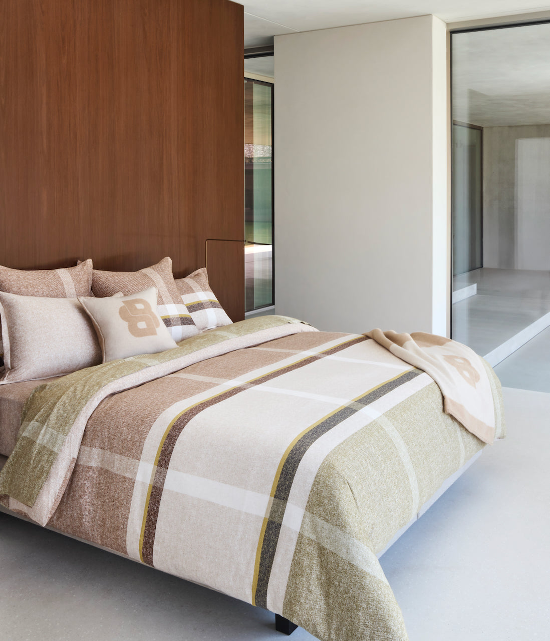 Hugo Boss Home Loomis Pillow Sham | Yves Delorme at Fig Linens and Home - Lifestyle View