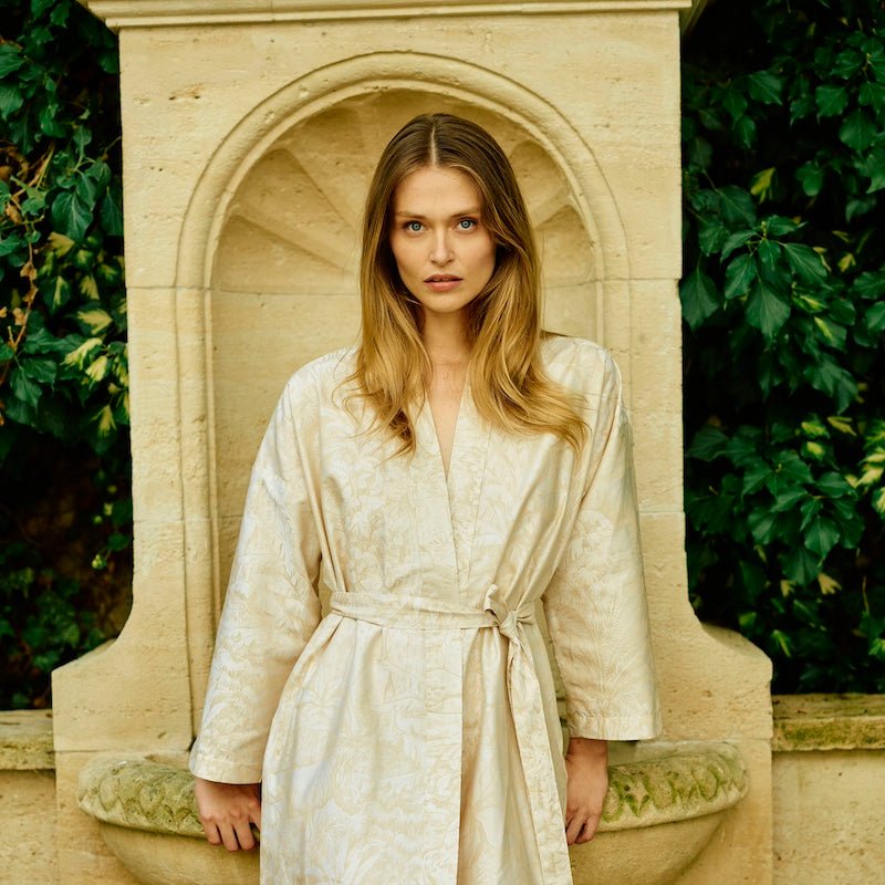 Bath Robe - Faune Organic Cotton Kimono Robes | Yves Delorme Women&#39;s Robes - Lifestyle Photo